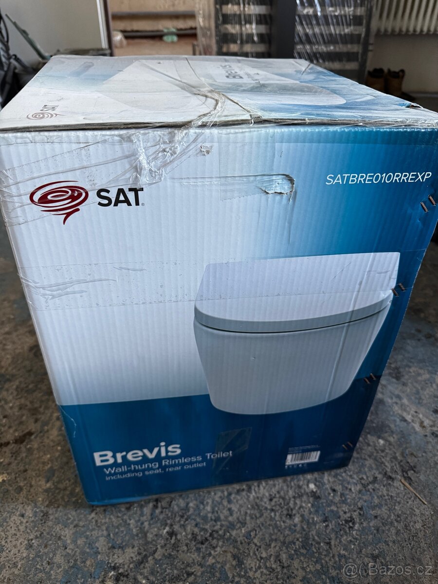 Závěsný záchod SAT Brevis - 2