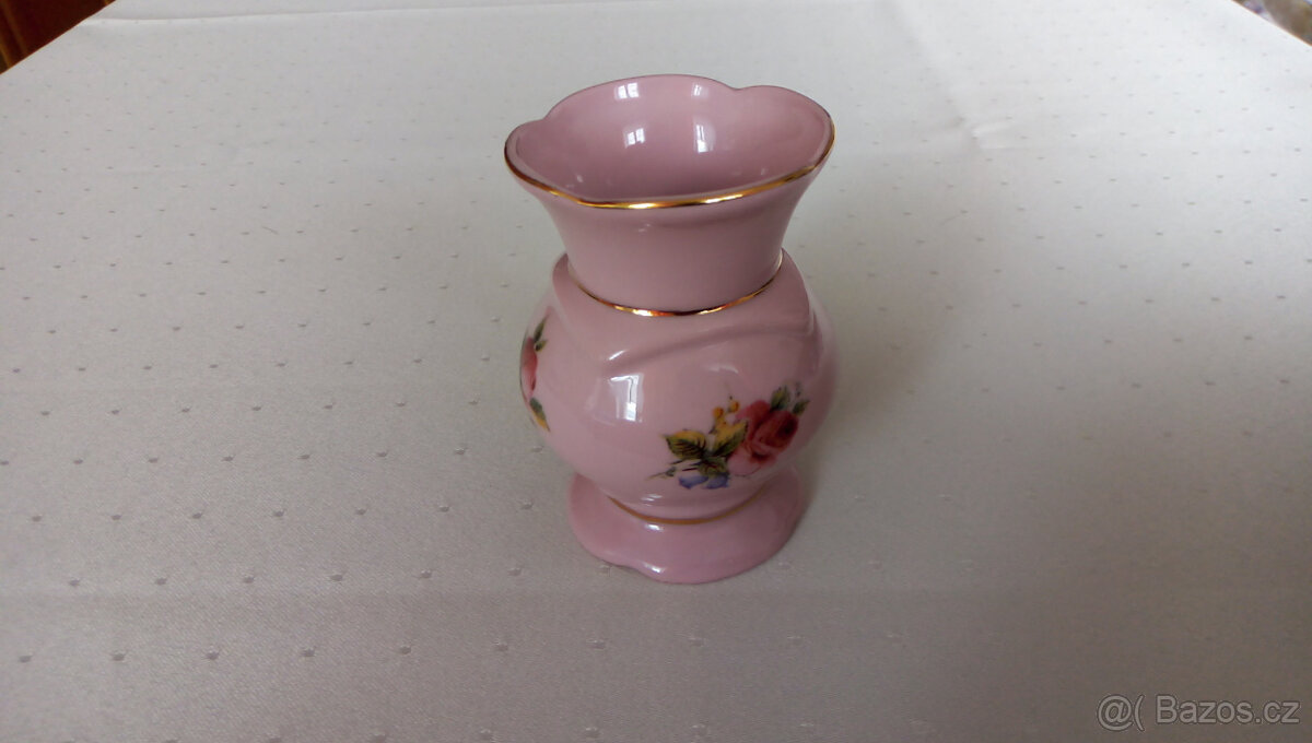 Vázička z růžového porcelánu - zn. Amfora Bohemia - 2
