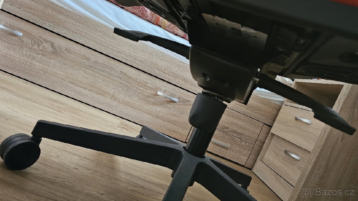 Kancelářské židle Antares - oranžové a zelené - 2