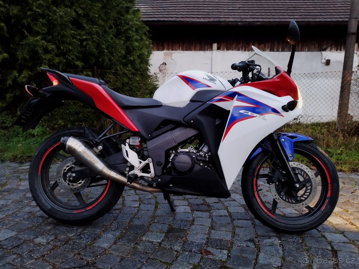Honda CBR125r - 2