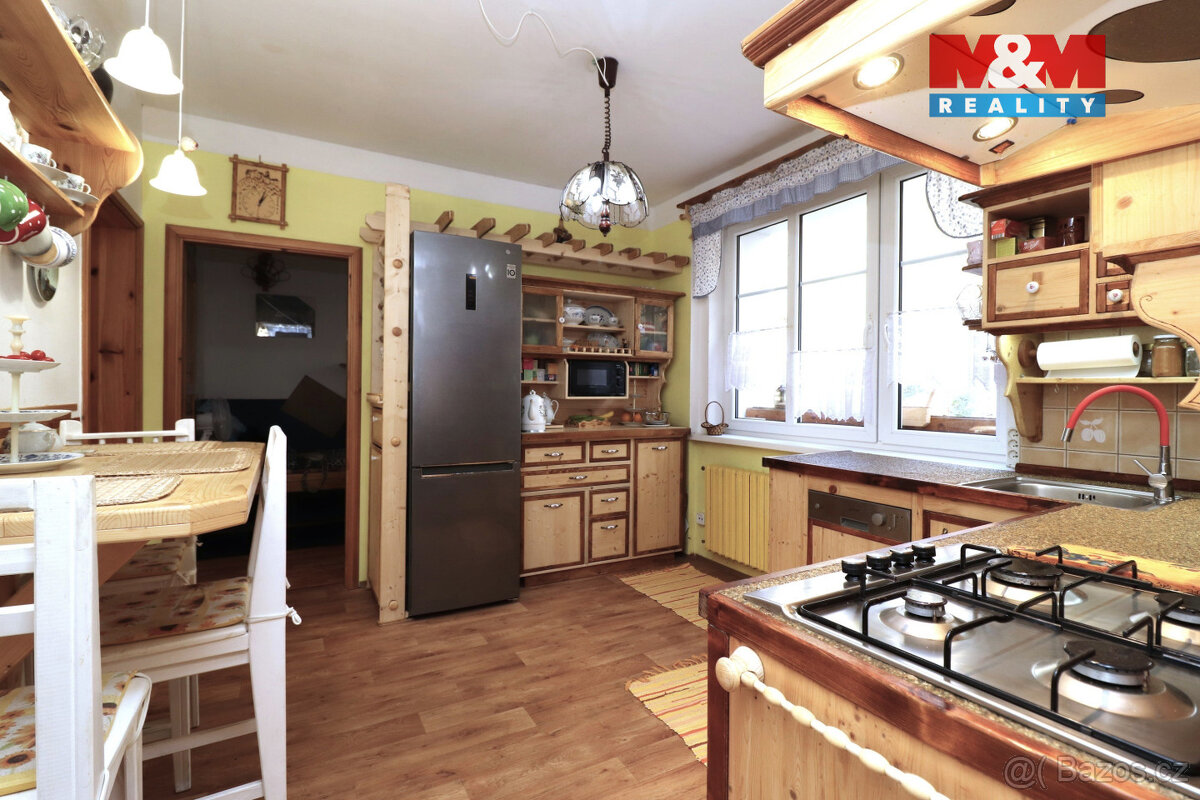 Prodej bytu 2+1, 45 m², Loket, ul. Nádražní - 2