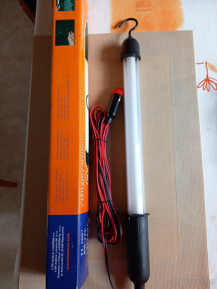 lampa montážní přenosná 12 V - 2