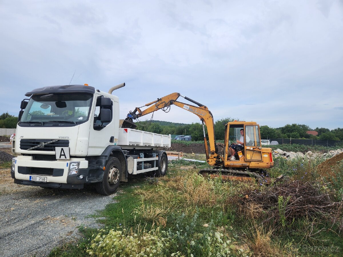Volvo výfuk za kabinu - 2