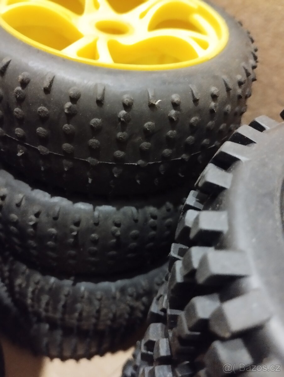 Palivo a pneumatiky na RC auto - 2