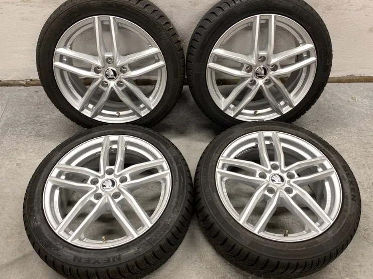 ZIMNÍ KOMPLET ŠKODA 17" ET46 5X112 + 225/45 R17 - 2