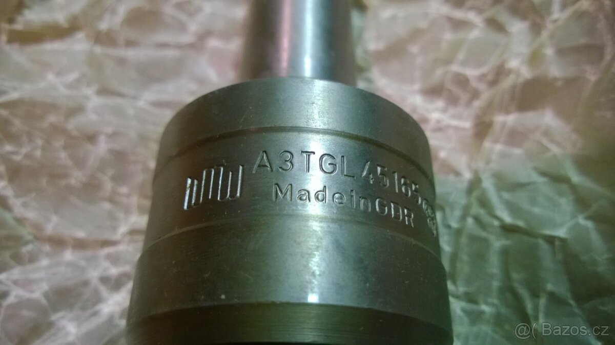 Otočný hrot s kuželem MK3 - 2