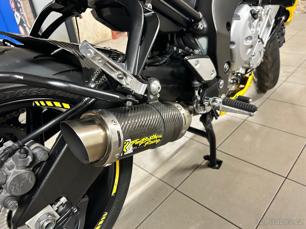 Laděný výfuk FZ1 - 2