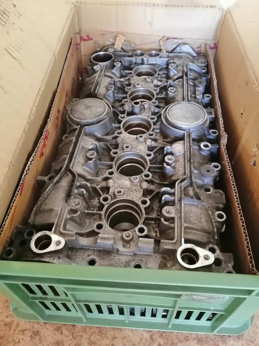 Hlava motoru Ford, Volvo 2,5 - 2