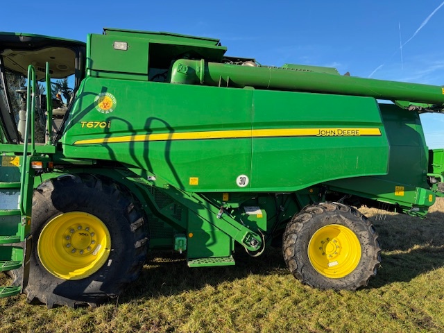 Sklízecí mlátička John Deere T670i - 2