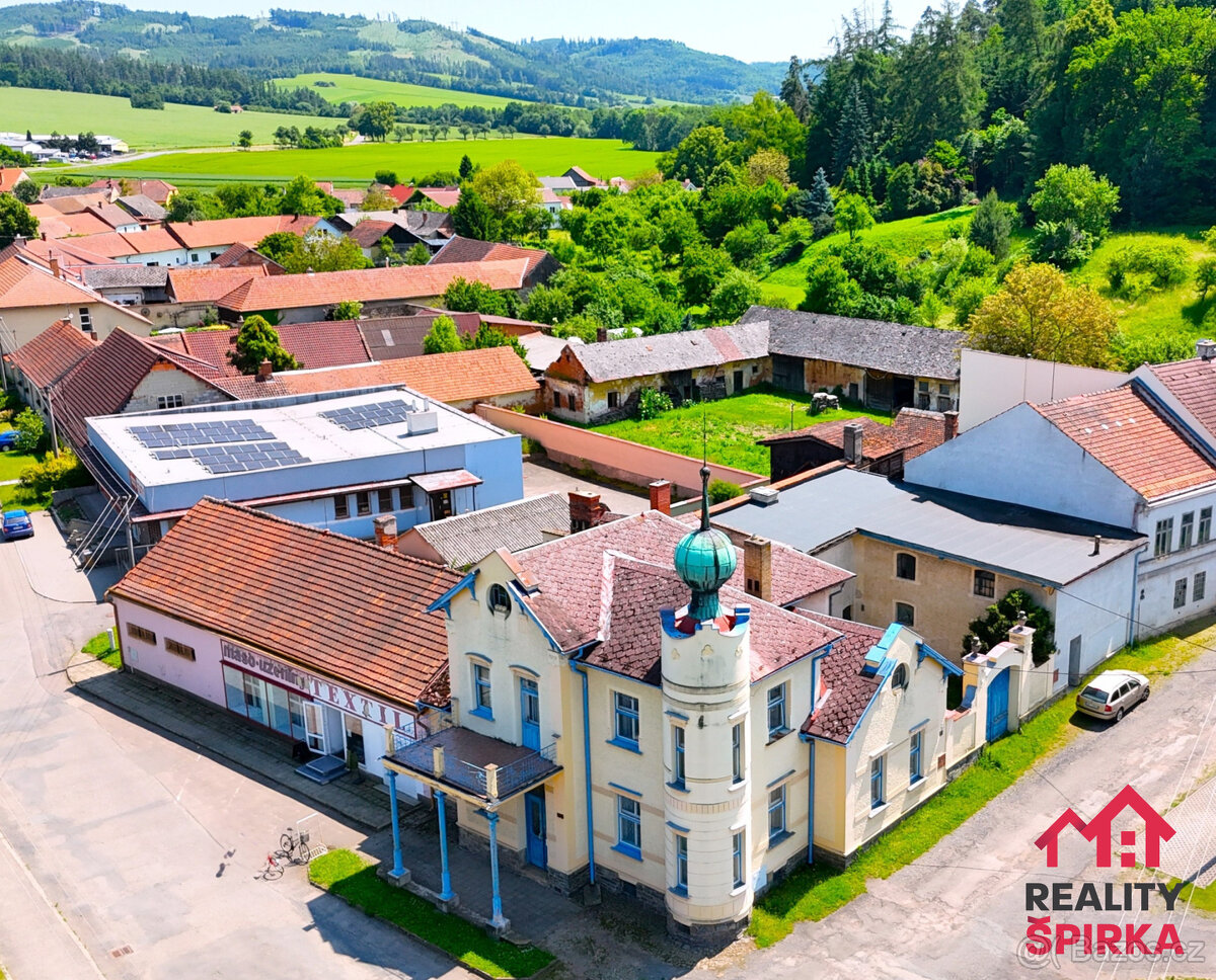 Prodej RD 5+1, CP 5.677 m², Jaroměřice - 2