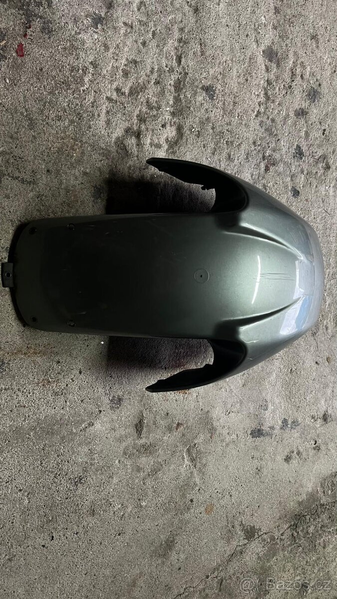 Aprilia Atlantic 250 blatník - 2