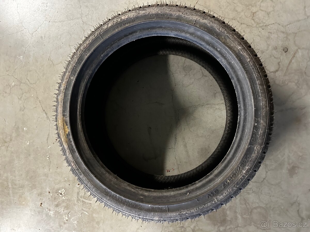 Goodyear Ultragrip Performance 215/45 R17 91V- cena 2 kusy - 2