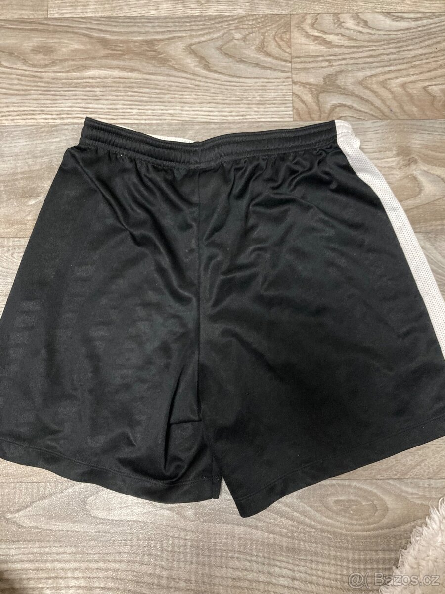 Nike kraťasy - 2