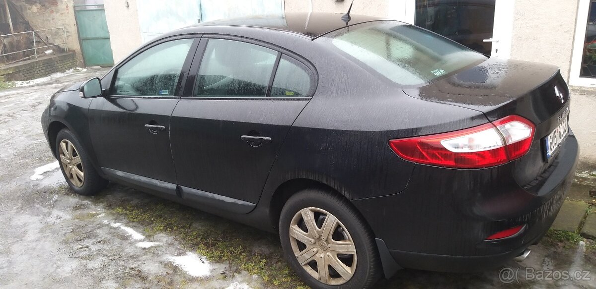 Renault Fluence 1.6 16V jen 109000 km - 2