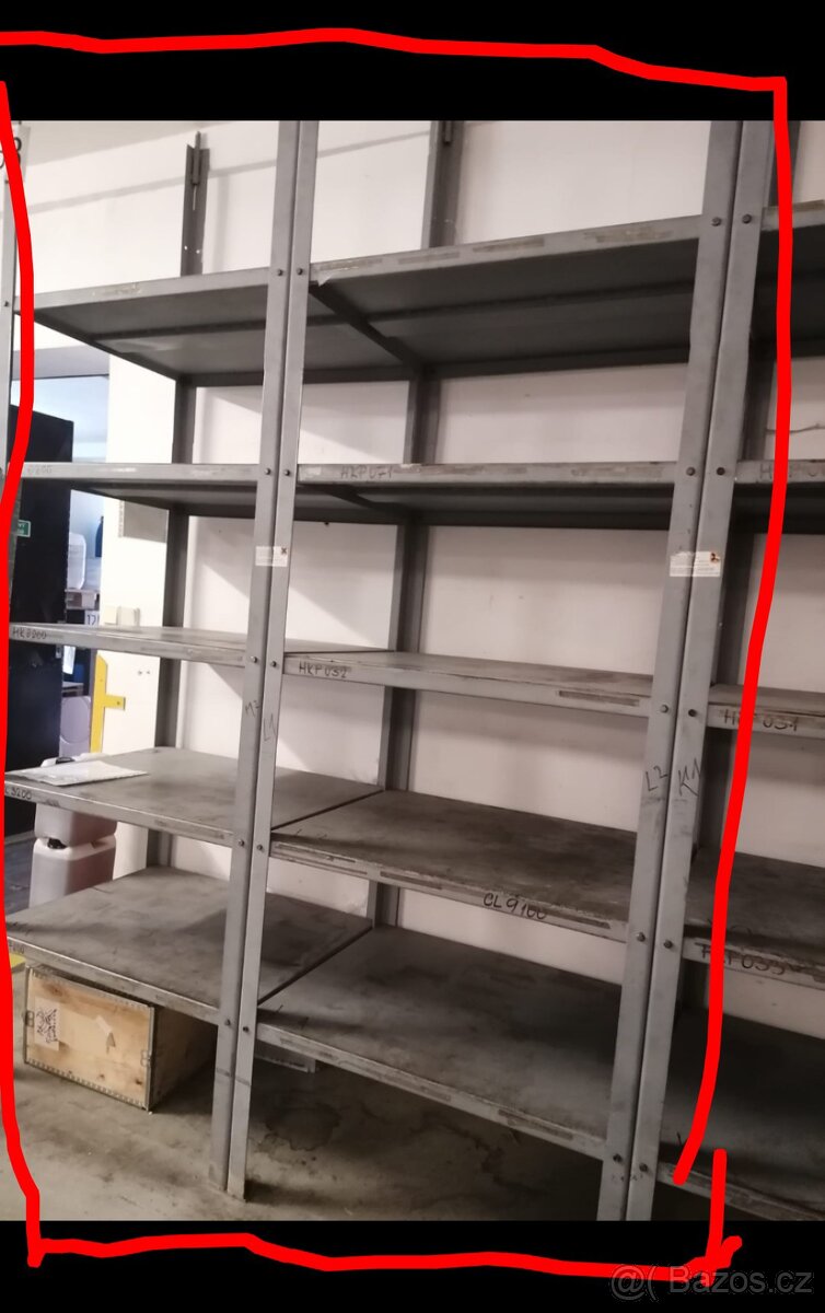 Kovový regál - 2