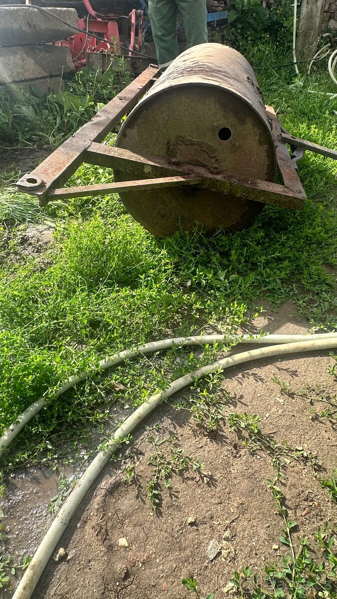 Prodám polní válec - 2