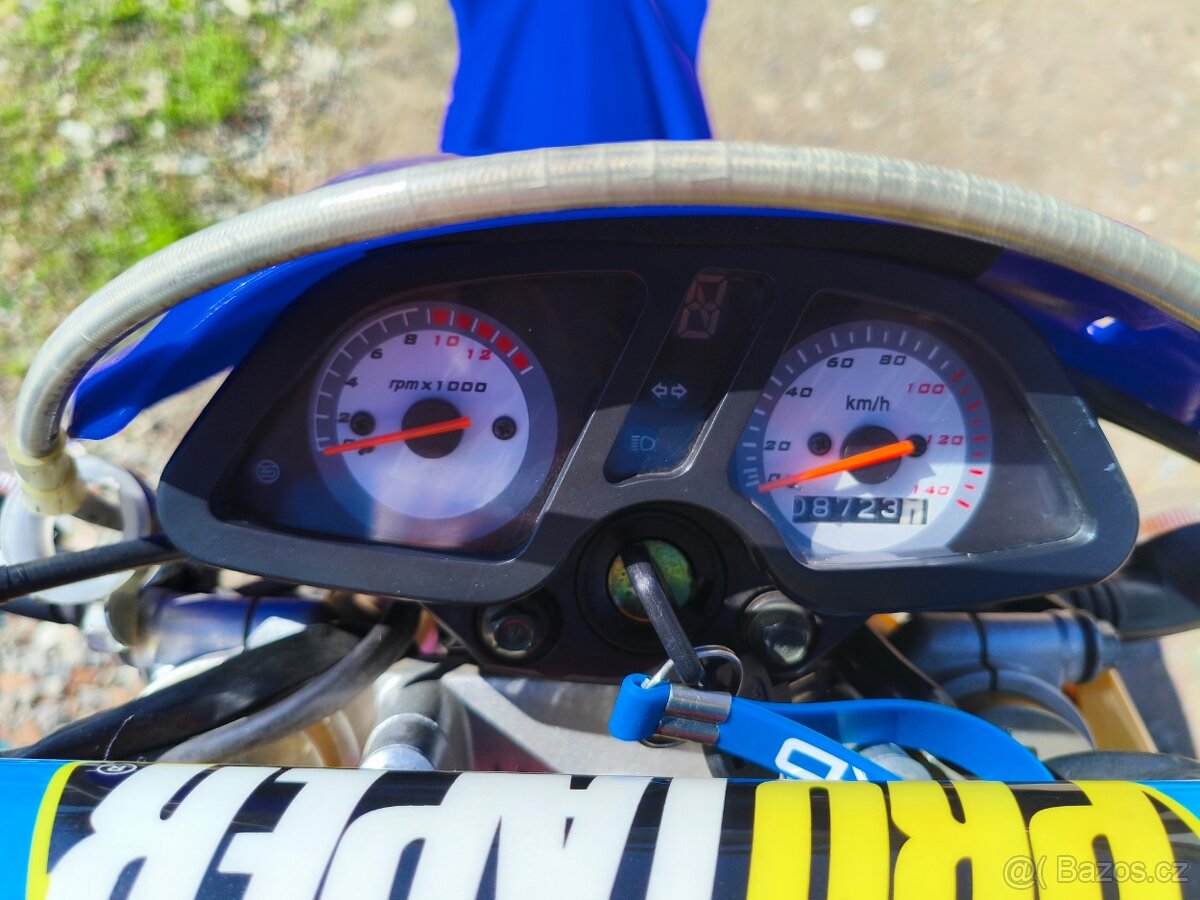 Yuki 200 TR - 2