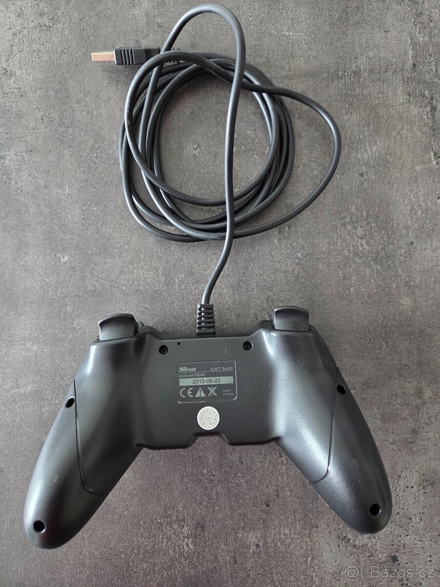 Trust GXT 530 – USB herní ovladač / gamepad pro PC - 2