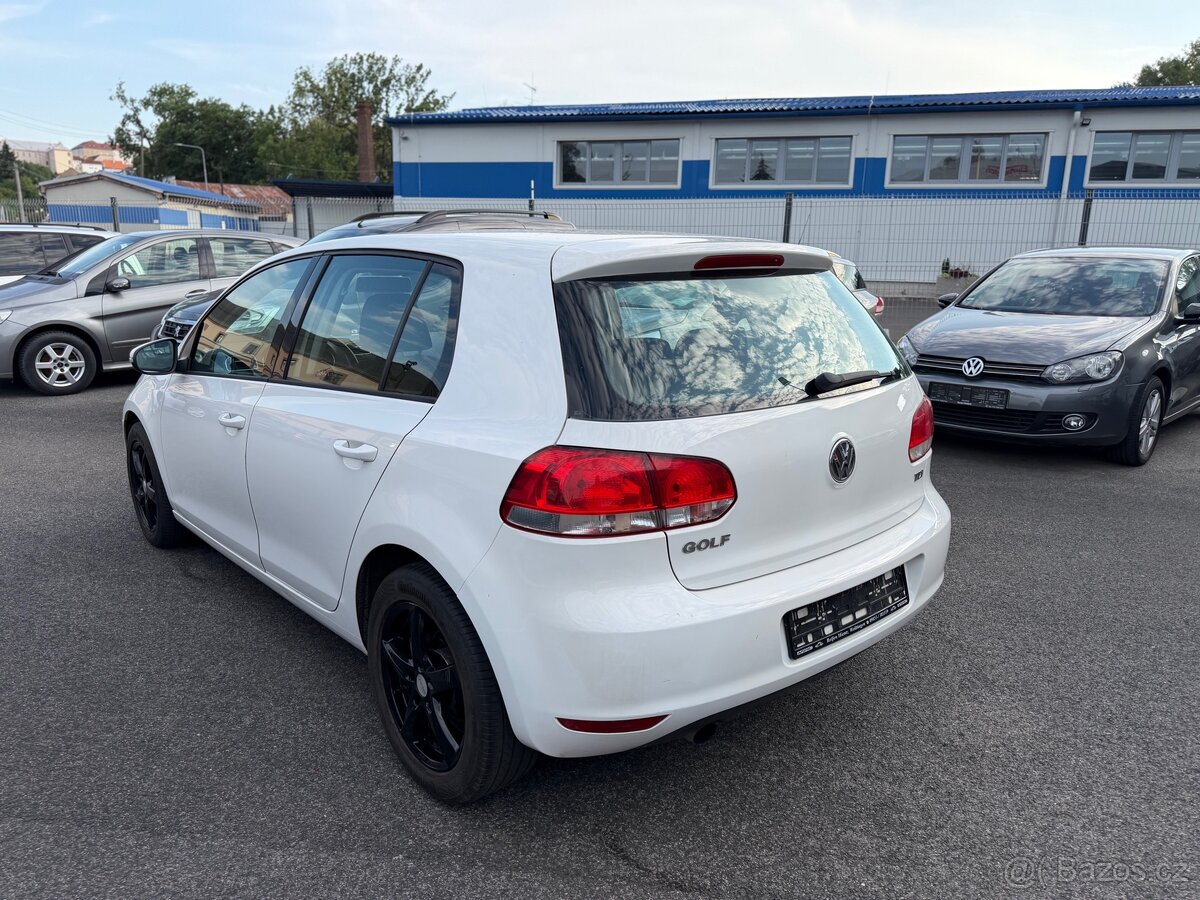 Volkswagen Golf 1.6 tdi - 2