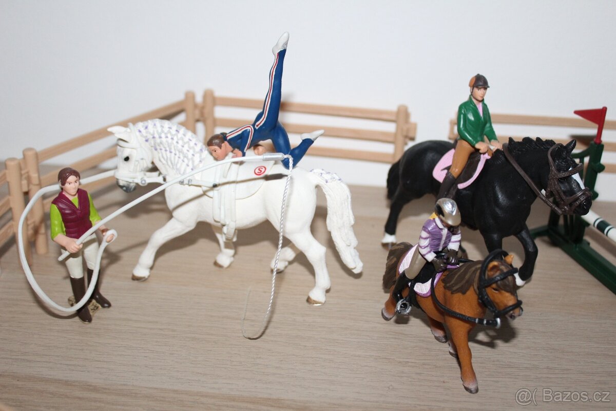 Jízdárna Schleich - 2