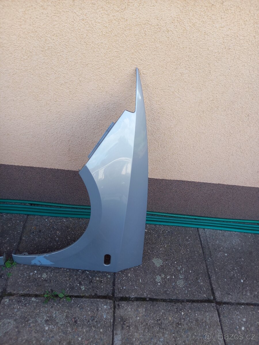 Blatníky na Seat ibiza 2011 - 2