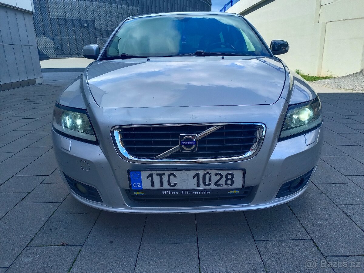 Volvo V50 2.0D automat 2010 - 2