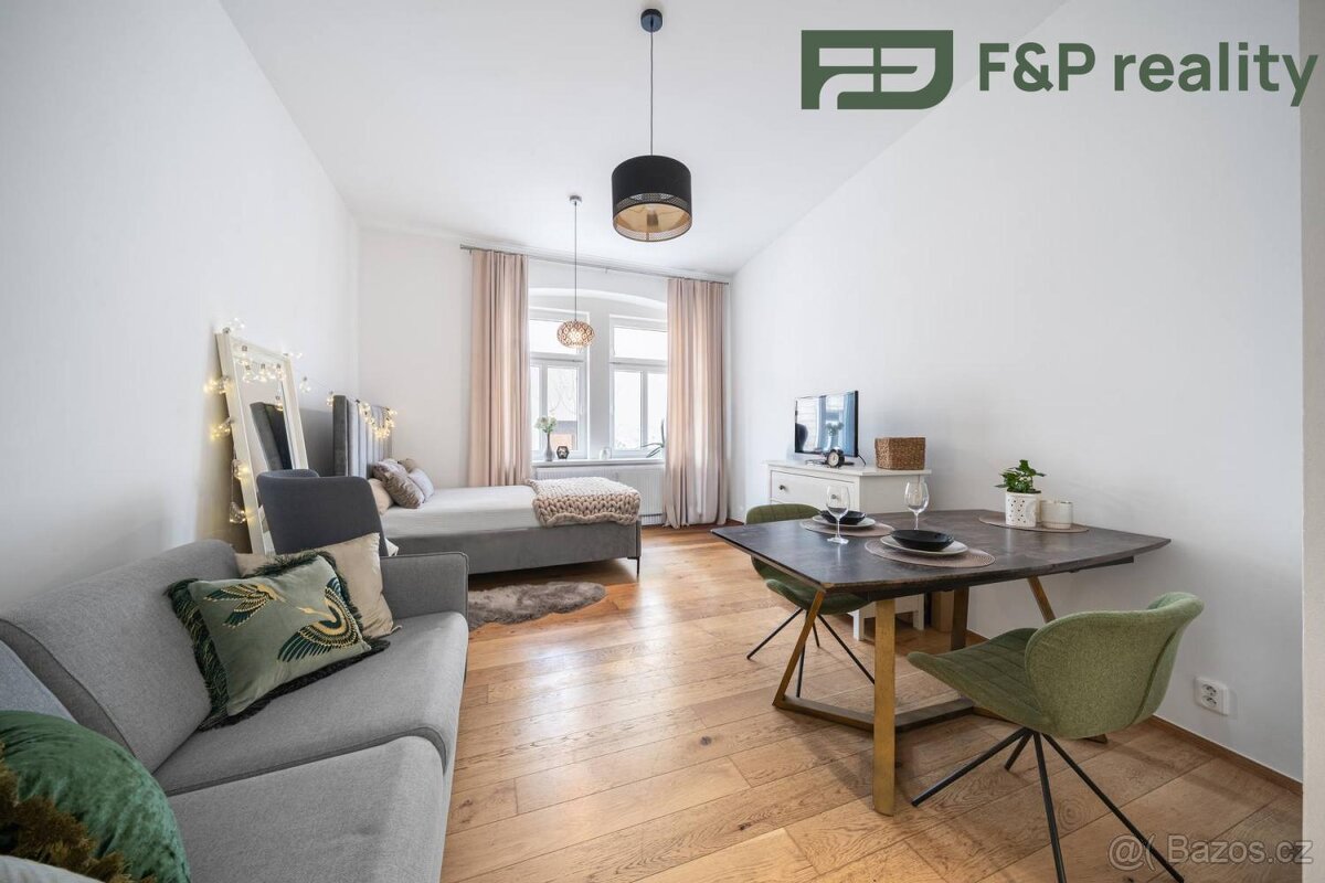 Prodej bytu 1+kk 39 m² Ve vrchu, Praha 8 - Libeň - 2