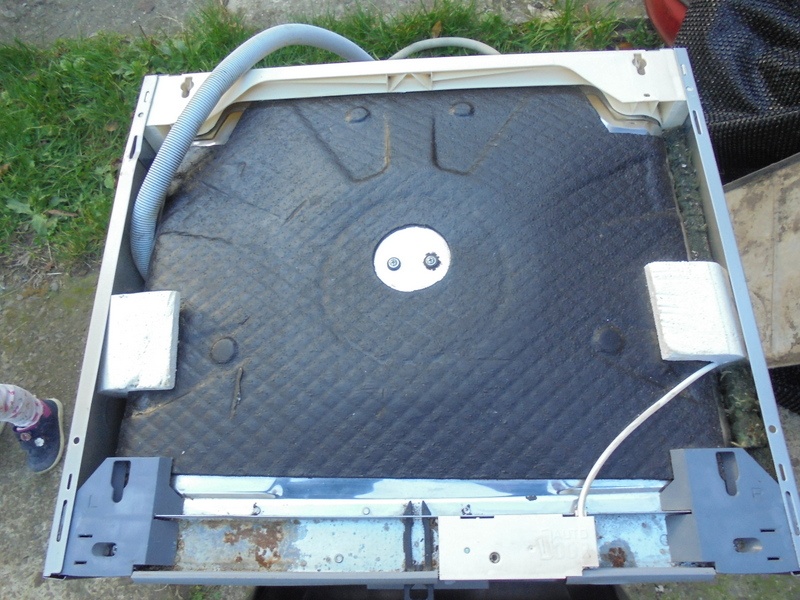 VESTAVNA MYCKA NADOBI SHARP QW-GT24F443L A+++ ZA SUPER CENU - 2