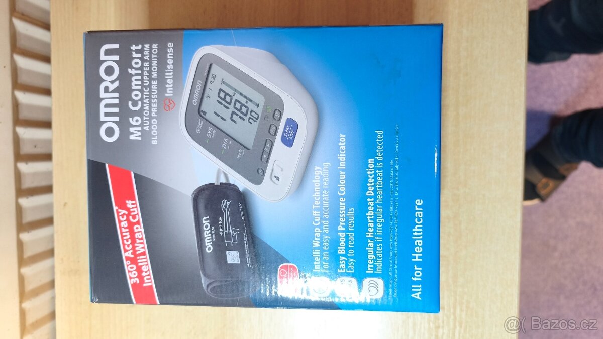 Měřič krevního tlaku Omron M6 Comfort - 2