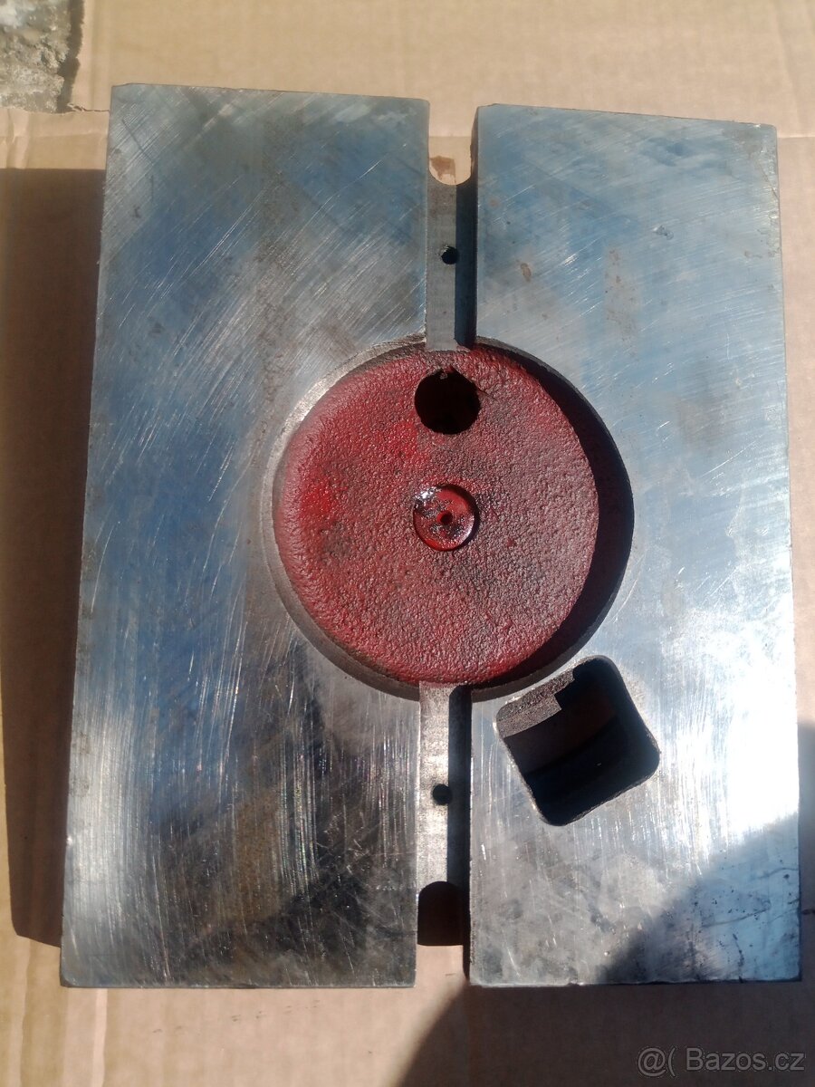 Otočný podstavec - 2