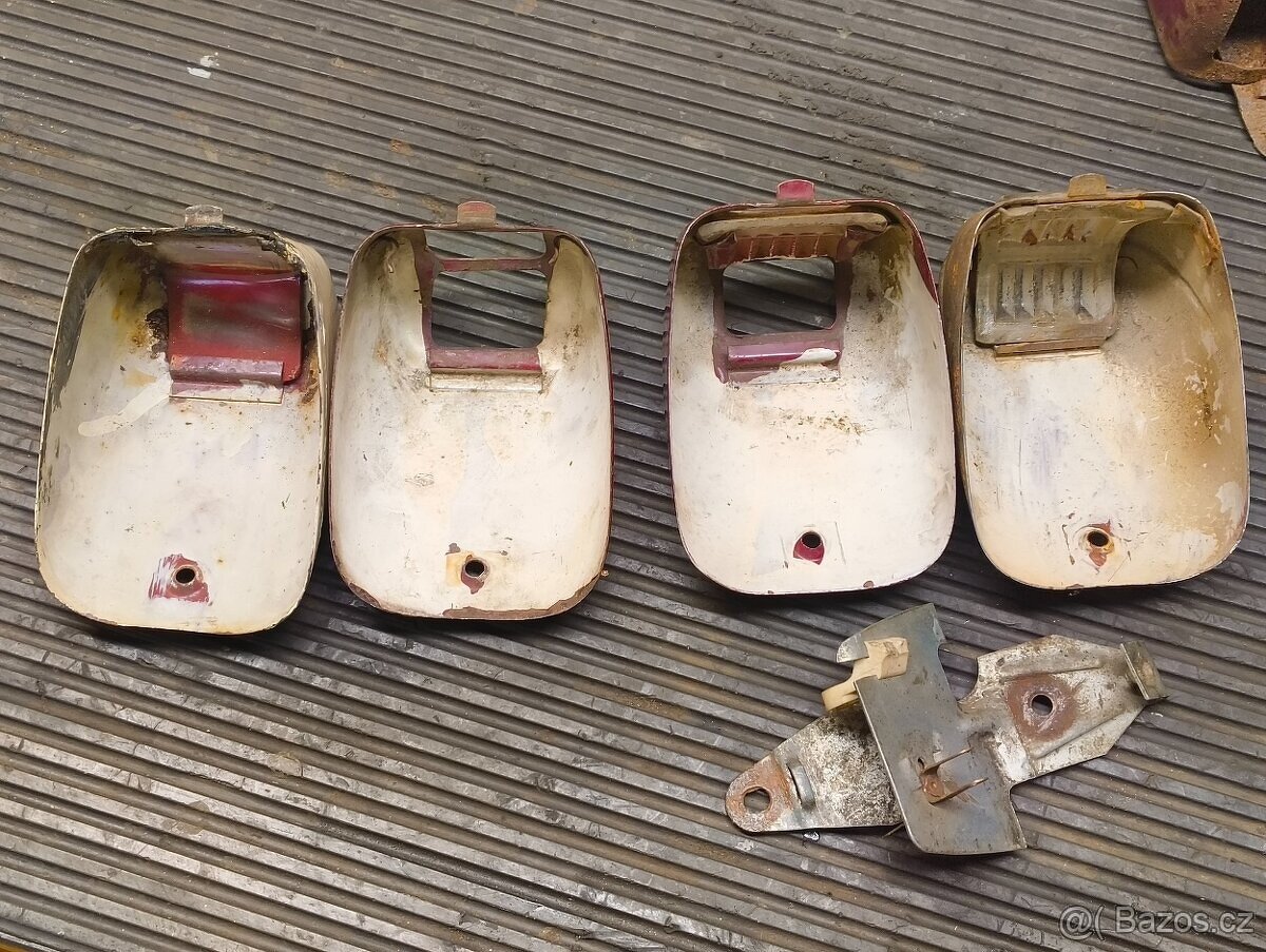 Zadní světlo Jawa Půlbuben 250 350 150 125 354 353 351 352 - 2