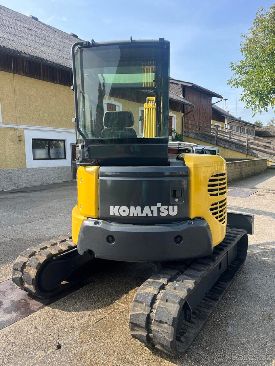 Prodám profesionální minibagr Komatsu PC50 MR-2 (40HP,5.0t) - 2