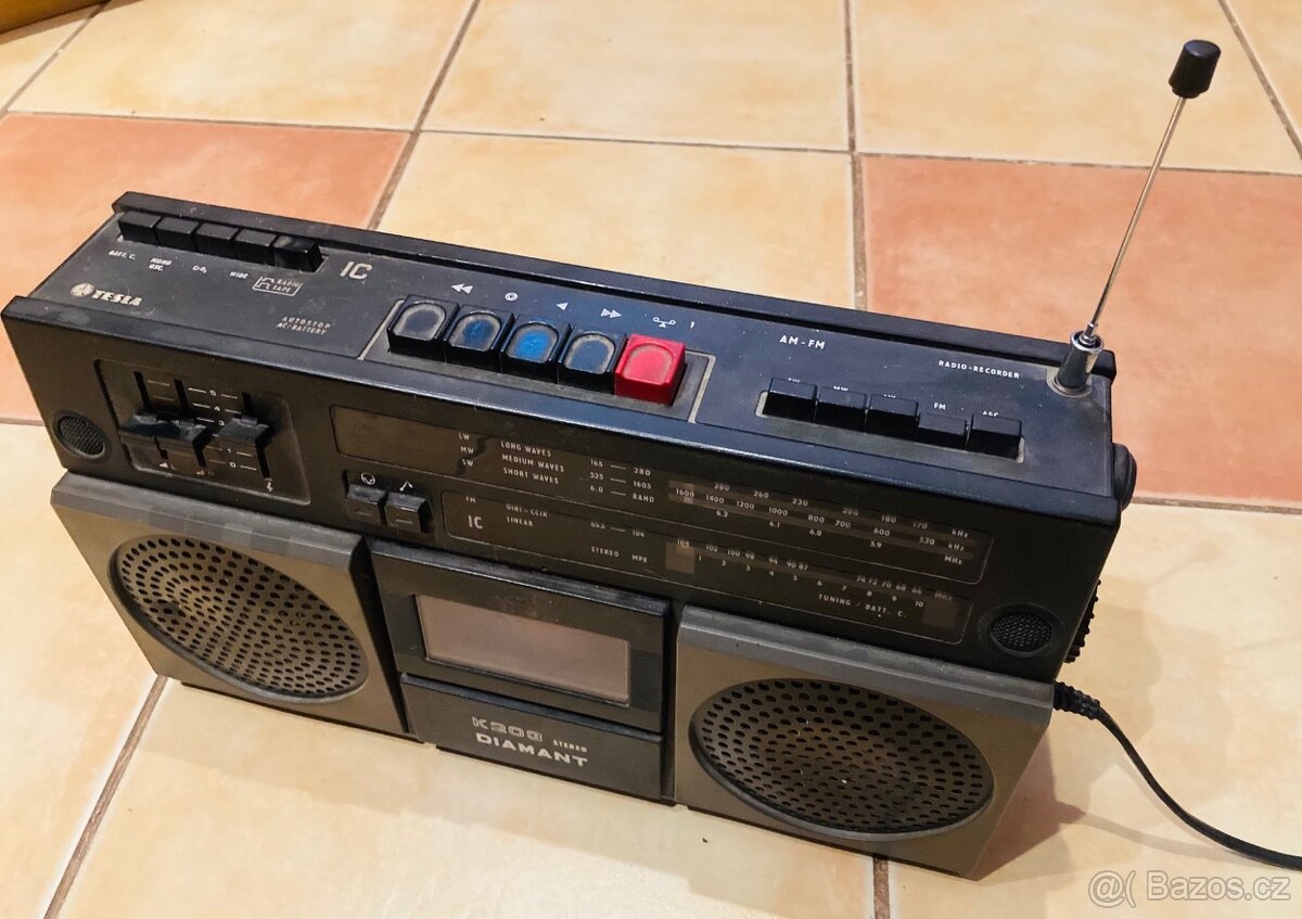 Retro poklad – Tesla Diamant K203 Stereo (cca 1980–83) - 2