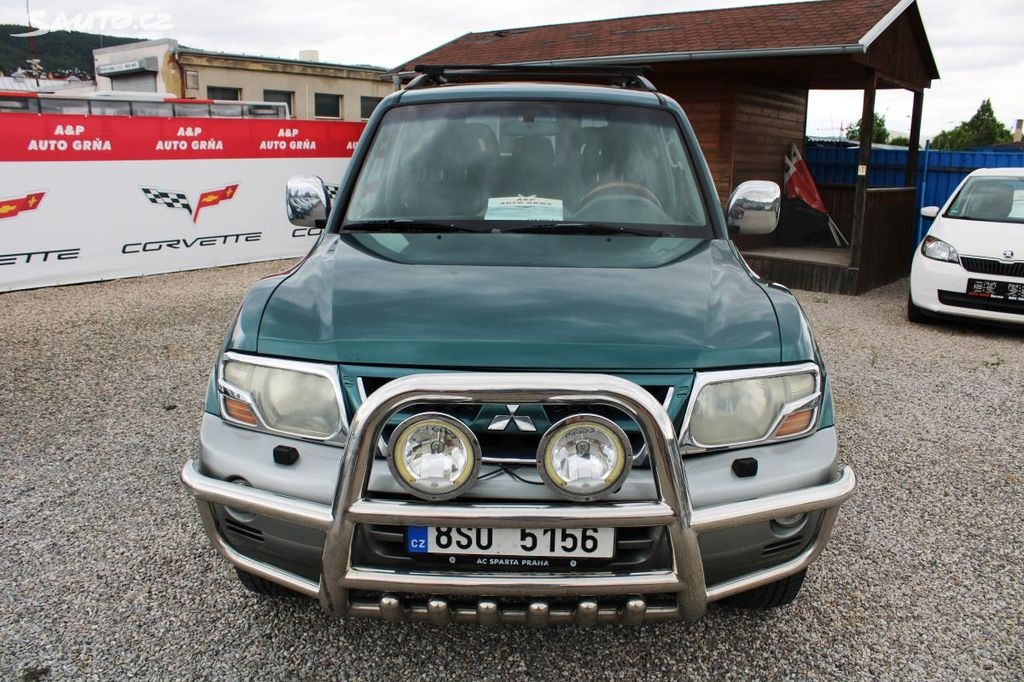 Off-Road Mitsubishi Pajero Wagon Priwilage 3,2 diesel - 2