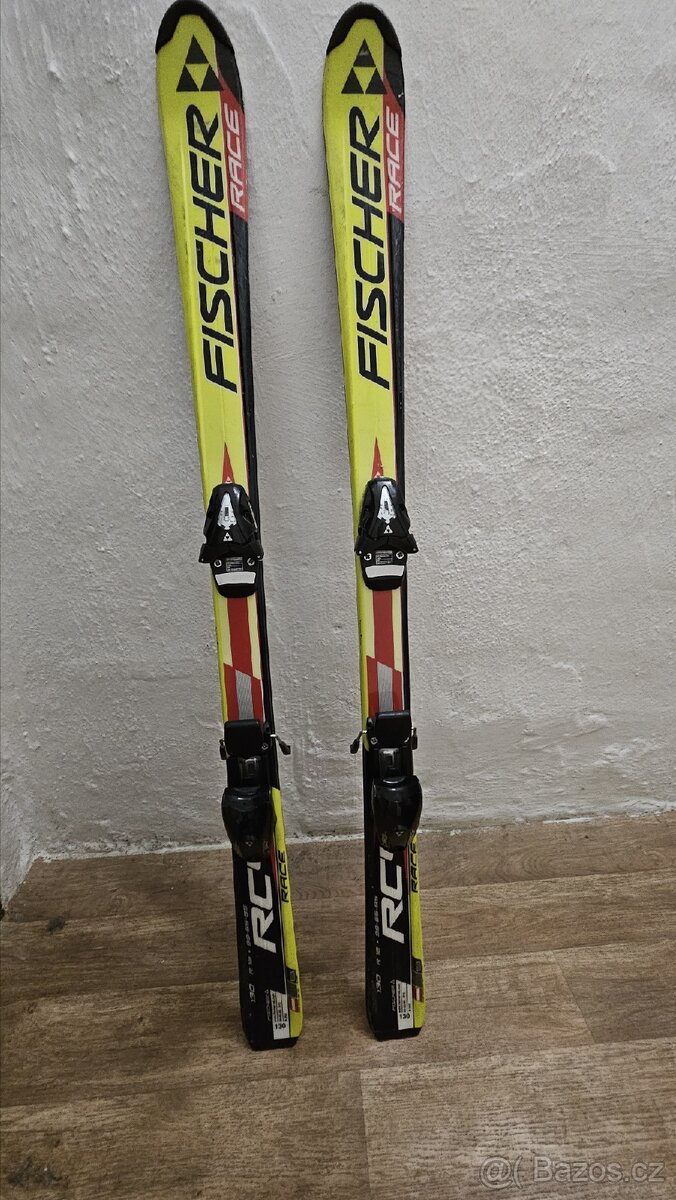 LYŽAŘSKY SET PRO DÍTĚ - LYŽE 130 +BOTY+HELMA - 2