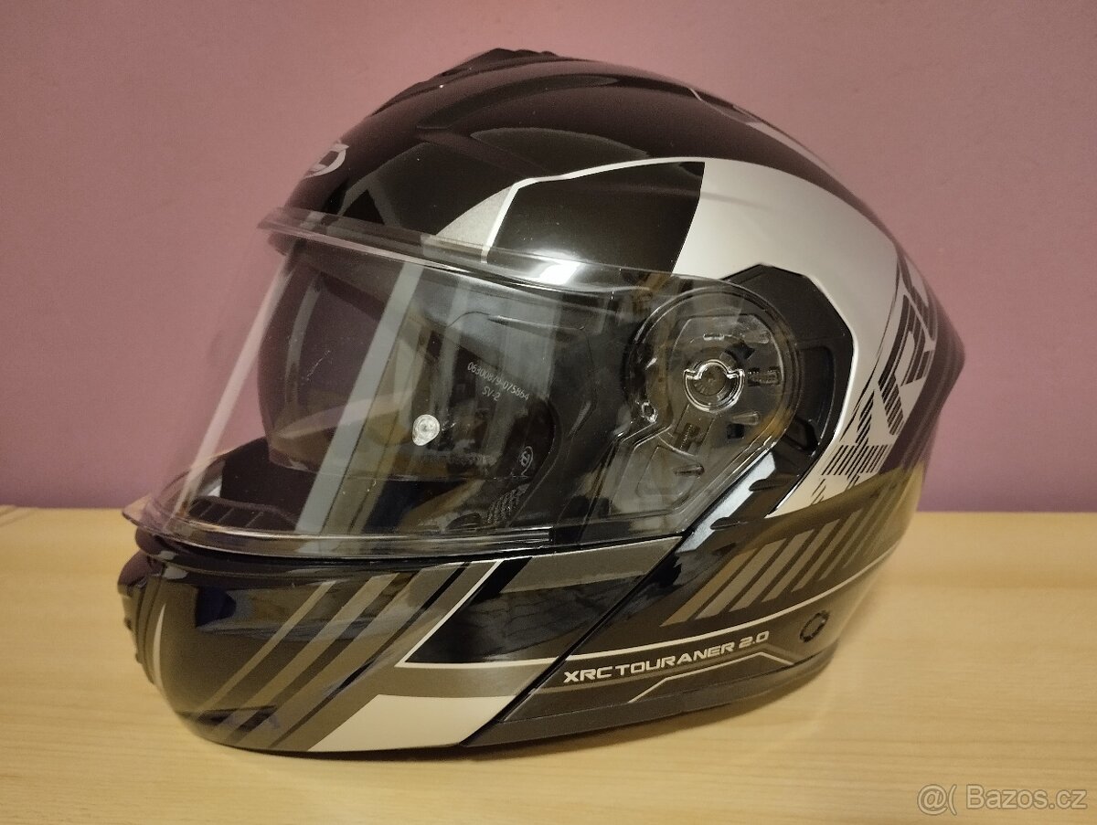 VYKLÁPĚCÍ HELMA - XRC - 2