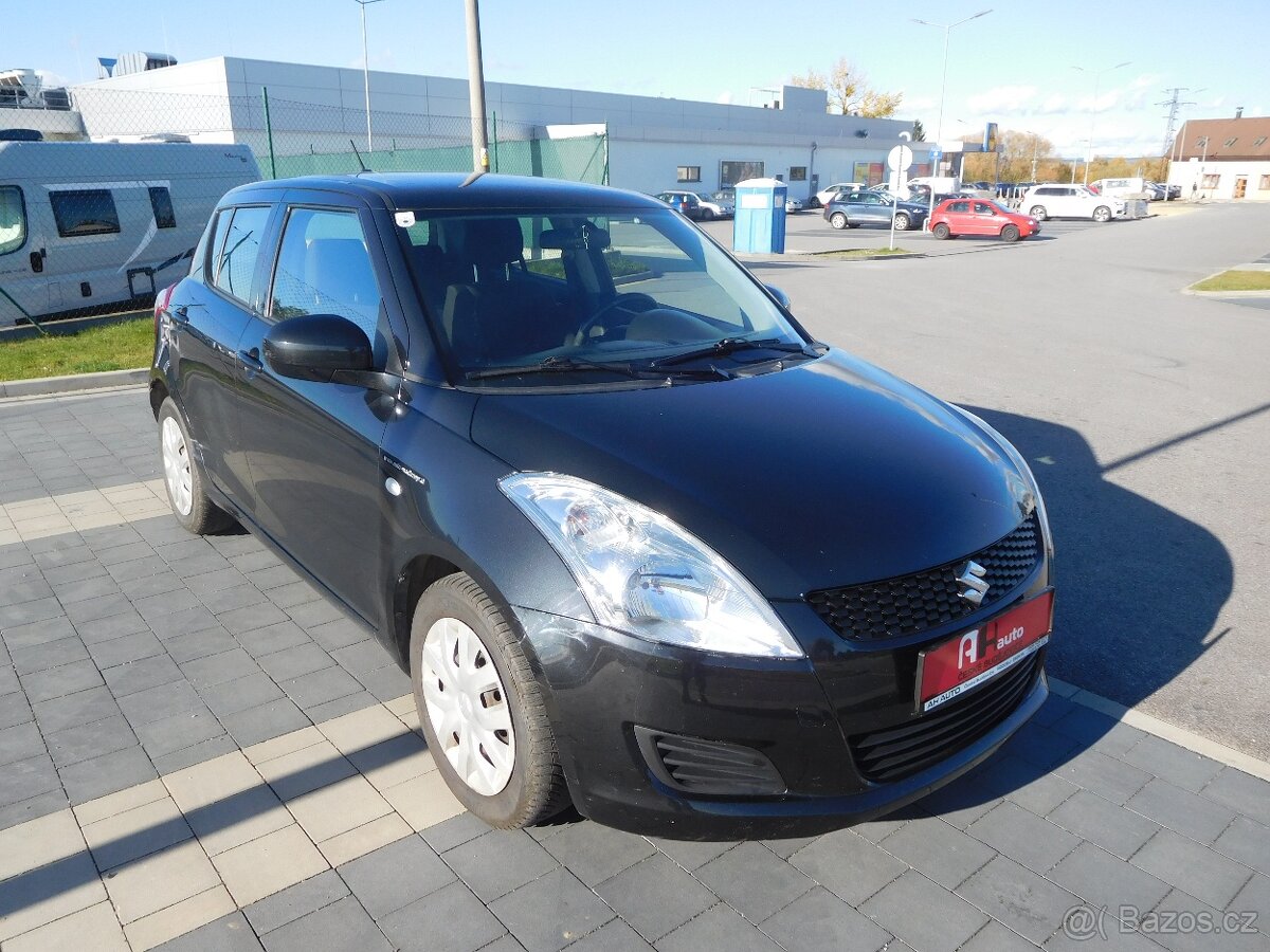 Suzuki Swift 1.2i Sport, 66 kW, Klima - 2