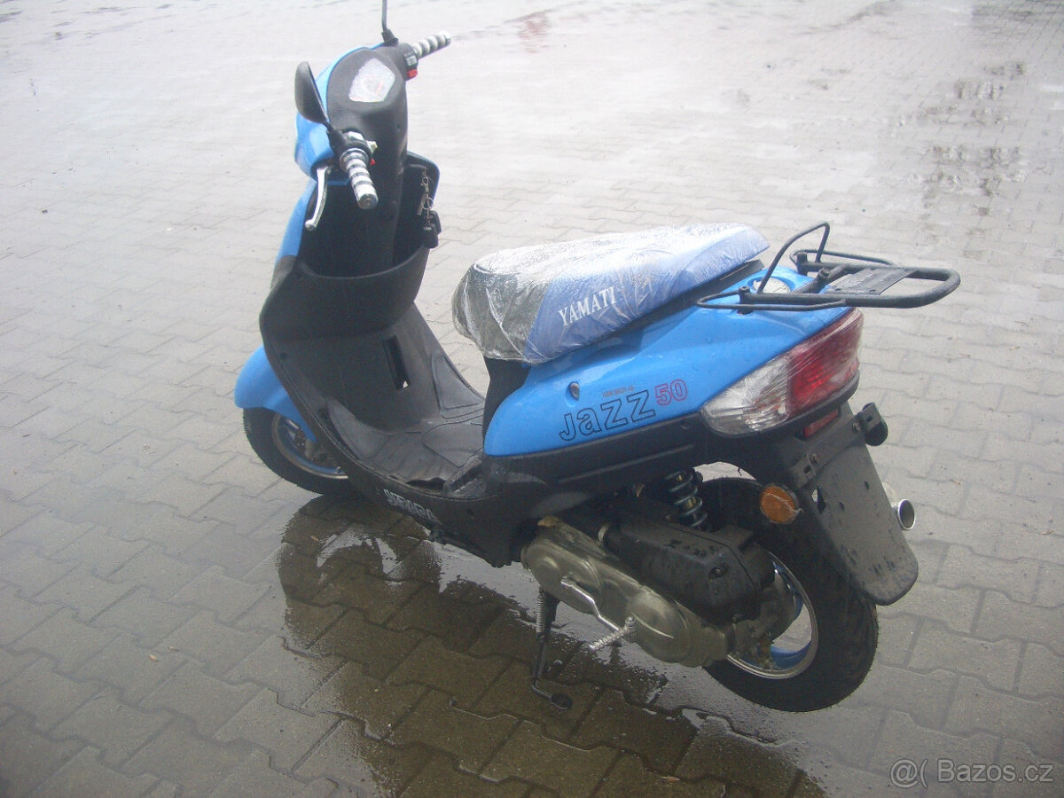 Skútr bez dokladů 50 ccm - 2