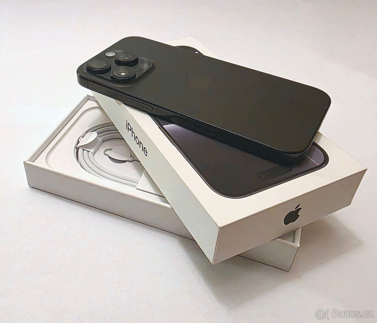 iPhone 16 Pro 256 GB - 2