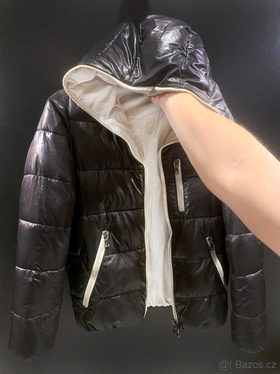 Černá péřová bunda Guess by Marciano - 2