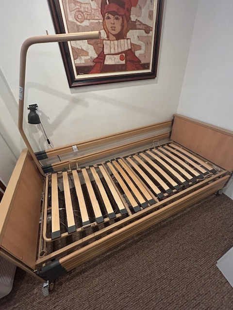 Elektrická polohovací postel - 2