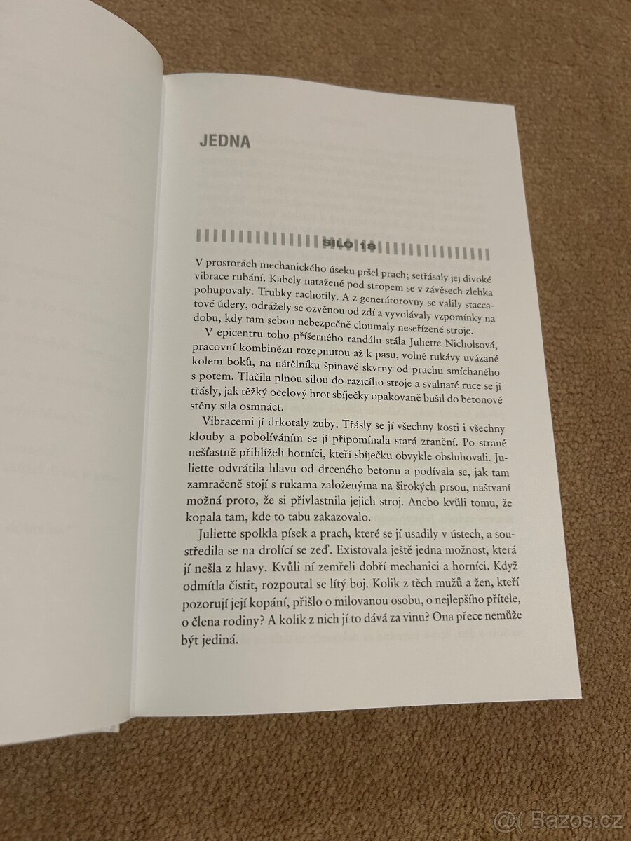 Hugh Howey - Prach - 2