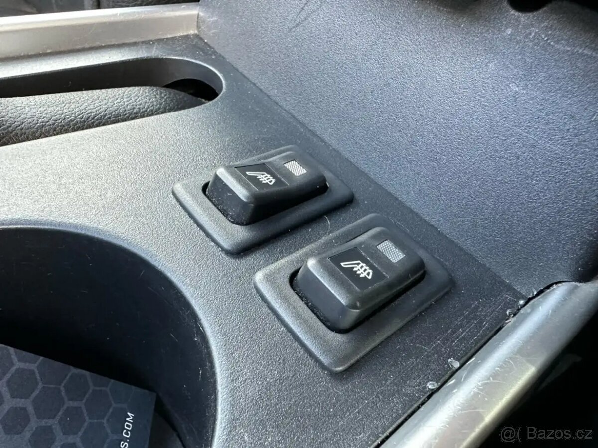 PRODÁM UNIKÁTNÍ SUV MAZDA CX-7 - 2