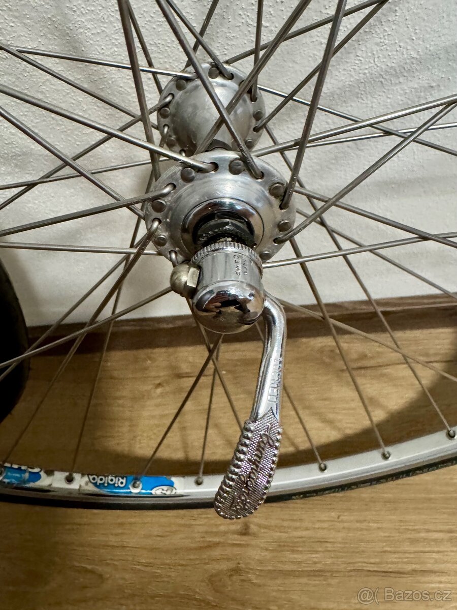 Zapletená kola Campagnolo - 2
