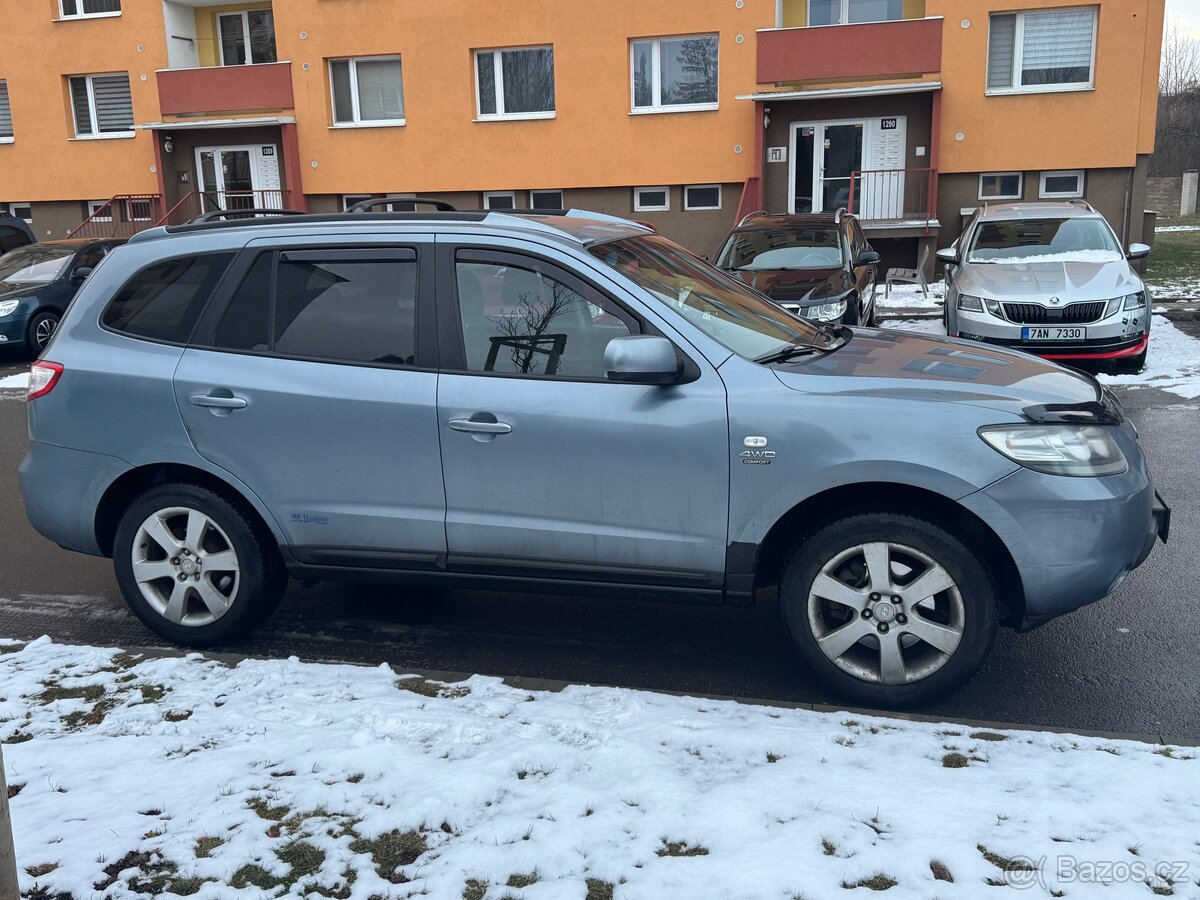 Hyundai SantaFe - 2