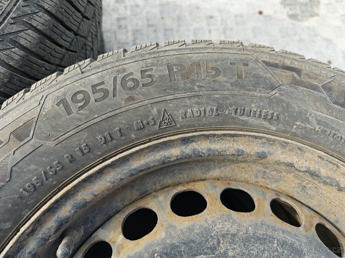 Zimní kola s disky 195/65/R15 - 2