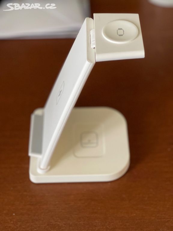 Bezdrátová nabíječka 3 v 1 - 2