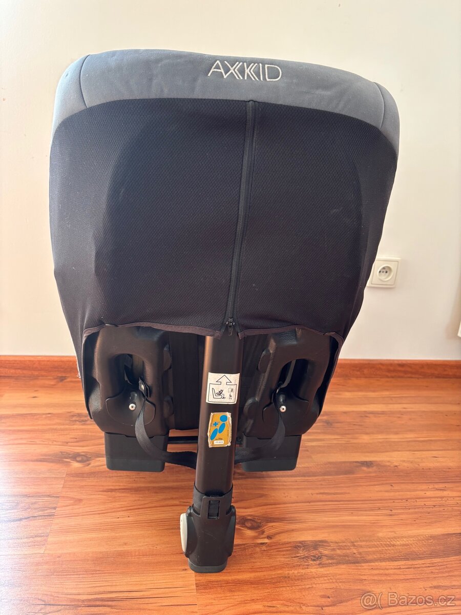 Protisměrná autosedačka Axkid Move 9-25 kg - 2
