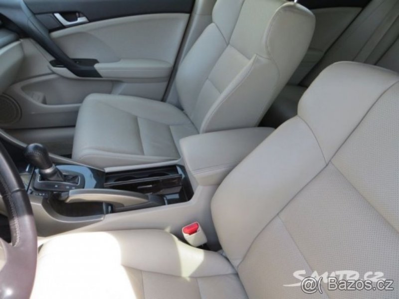 Prodám Honda Accord 2.2 i-Dtec EXECUTIVE 2010 - 2