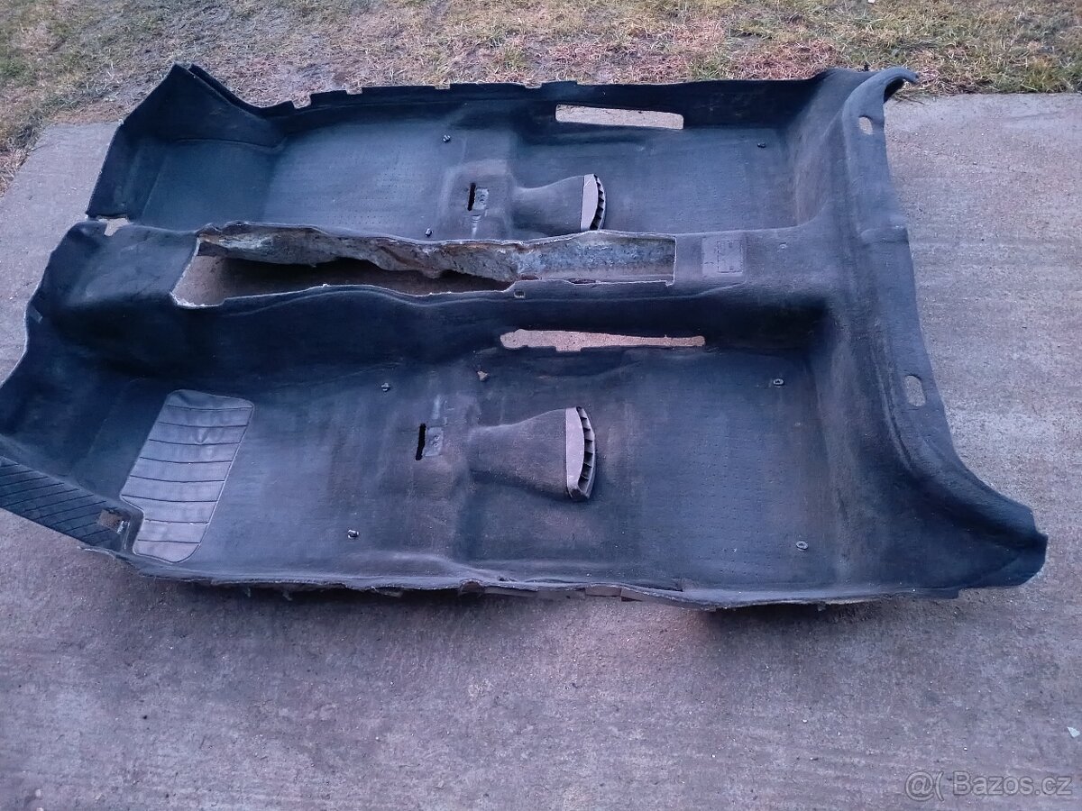 Podlahový koberec Superb 1 - 2